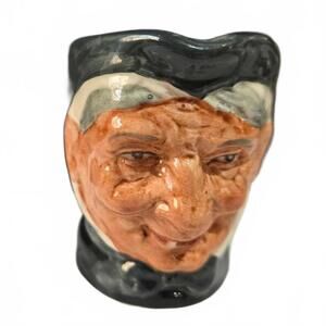 Royal Doulton Granny Mini Character Jug / D6520 / 2.25" / Vintage